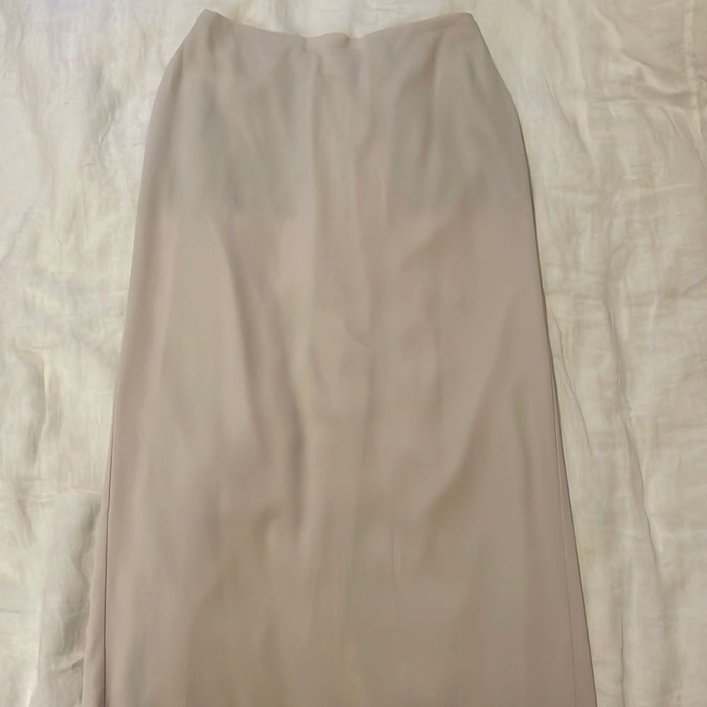Aritzia Cream Midi Skirt - Picture 6 of 10